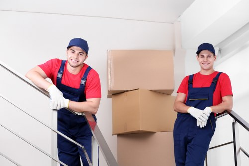 Removal van service for homes and flats in Bromley