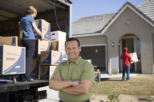 Cubic-yard load estimate for a Bromley house or flat move